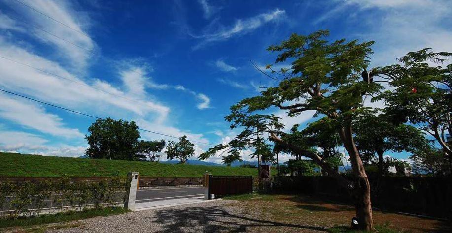 March 3 B&B Yilan Luodong Exteriér fotografie